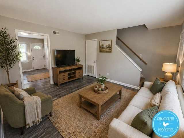 501 Greenbriar Road - D